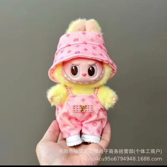 Labubu outfit - Picture 1 of 5